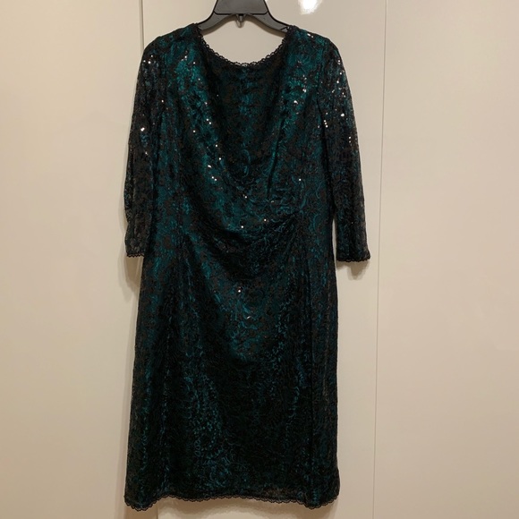 Tahari Dress - Picture 2 of 7